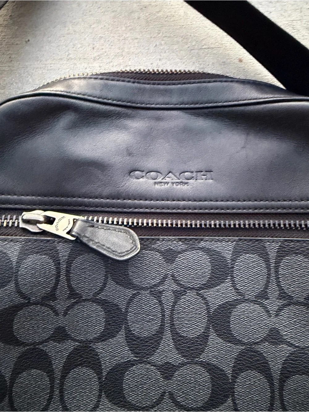 Authentic Coach Houston Flight Bag in Signature Canvas